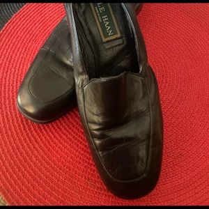Cole Haan Classic Soft Supple Black Leather Loafers w Low Stacked Heel sz 8